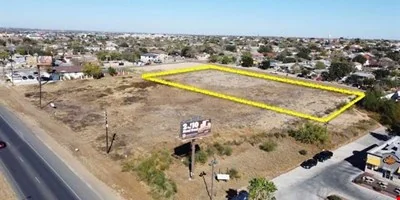3510 S Urbahn — Sale in Laredo, TX, photo 4 of 8