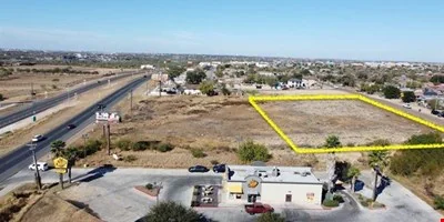 3510 S Urbahn — Sale in Laredo, TX, photo 3 of 8