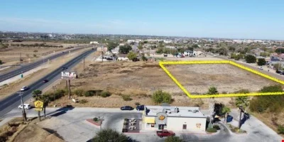 3510 S Urbahn — Sale in Laredo, TX, photo 8 of 8