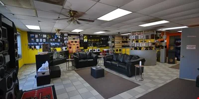Freestanding Retail Building for Sale — Sale in Lubbock, TX, photo 6 of 8