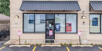 230 S Larkin Ave, Joliet, IL — Lease in Joliet, IL, photo 5 of 7