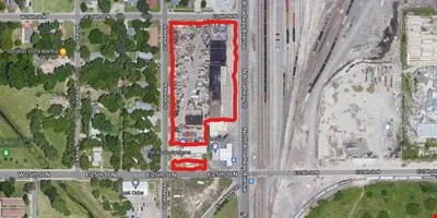 Industrial/Office Building with Fenced Yard for Lease — Lease in Wichita, KS, photo 2 of 2