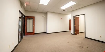 Office Space for Lease in Wichita, KS — Lease in Wichita, KS, photo 2 of 8