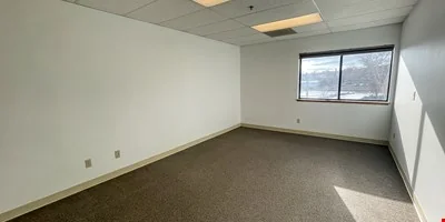 1301 W OMAHA — Lease in Rapid City, SD, photo 7 of 8