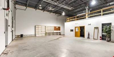 Industrial Flex Space for Lease in Newburyport, MA — Lease in Newburyport, MA, photo 3 of 8
