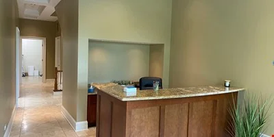1232-1280 American Way — Lease in Libertyville, IL, photo 4 of 8