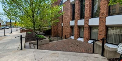 Victoria Place Building (Office/Retail) for Lease in… — Lease in Painesville, OH, photo 1 of 8