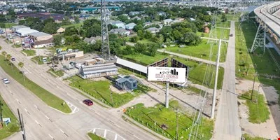 204 FM 2094 — Lease in Kemah, TX, photo 1 of 8