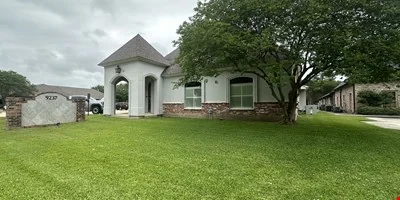 3,520 SF Bluebonnet Blvd Office For Lease — Lease in Baton Rouge, LA, photo 1 of 8