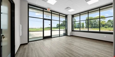 1170 Dunlop Ln. — Lease in Clarksville, TN, photo 4 of 8