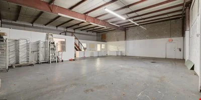 3725 ALT 19 PALM HARBOR, FL 34683 — Lease in Palm Harbor, FL, photo 4 of 8