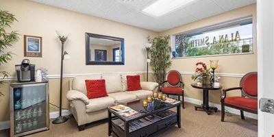 1751 66TH ST N ST PETERSBURG, FL 33710 — Lease in St. Petersburg, FL, photo 3 of 7