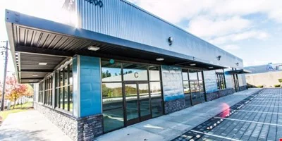 4200 Building — Lease in Vancouver, WA, photo 2 of 8