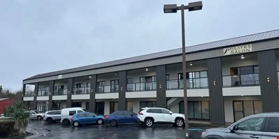 10818 NE Coxley Drive — Lease in Vancouver, WA, photo 2 of 5