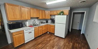 11801 Grand River — Lease in Brighton, MI, photo 5 of 7