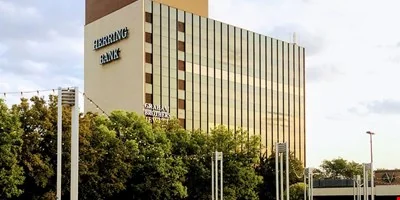 Herring Bank Office Space — Lease in Amarillo, TX, photo 1 of 8