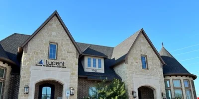 1101 W/ Plano Pkwy — Lease in Plano, TX, photo 1 of 4