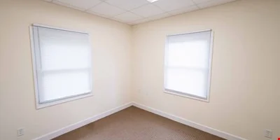 Two 2nd-Floor Office Suites Near RTP | Bldg 100, Durham — Lease in Durham, NC, photo 8 of 8