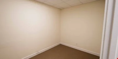Two 2nd-Floor Office Suites Near RTP | Bldg 100, Durham — Lease in Durham, NC, photo 6 of 8
