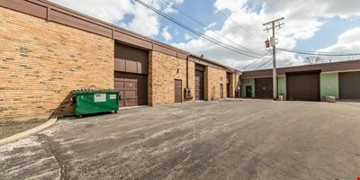 110 South River Road — Lease in Des Plaines, IL, photo 5 of 8