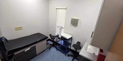 1260 S Linden Rd — Lease in Flint, MI, photo 4 of 8
