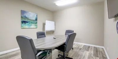 1017 S Riverside Dr Clarksville, TN 37040 — Lease in Clarksville, TN, photo 3 of 8