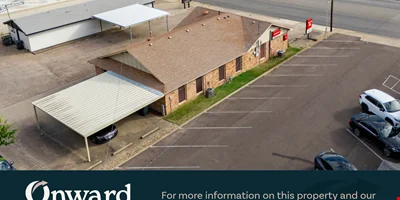 2,016 SF Office at 720 Lake Air Drive, Waco, TX 76710 — Lease in Waco, TX, photo 1 of 8