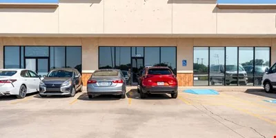 612 W Loop 289 — Lease in Lubbock, TX, photo 2 of 8