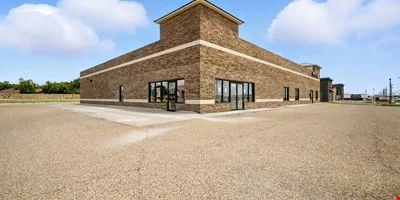 10301 Slide Rd, Lubbock, TX 79424 — Lease in Lubbock, TX, photo 1 of 8
