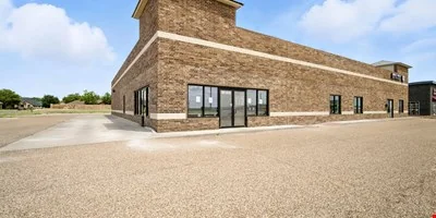 10301 Slide Rd, Lubbock, TX 79424 — Lease in Lubbock, TX, photo 4 of 8