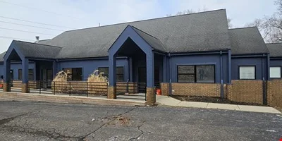 Brighton Towne Center — Lease in Brighton, MI, photo 3 of 5