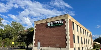 2300 Dixie Hwy — Lease in Waterford, MI, photo 1 of 8