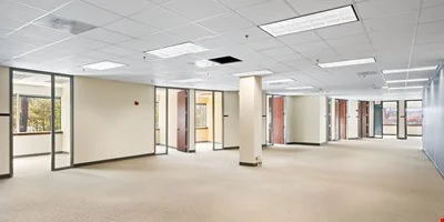35 Nagog Park, Acton, MA 01720 — Lease in Acton, MA, photo 3 of 8