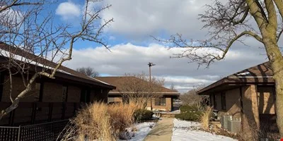 Mona Kea South Professional office — Lease in Carol Stream, IL, photo 1 of 8