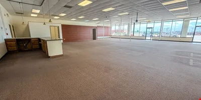 High-Visibility Retail, Showroom & Flex Space Near I-90 — Lease in Rapid City, SD, photo 5 of 8
