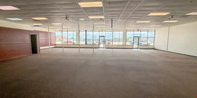 High-Visibility Retail, Showroom & Flex Space Near I-90 — Lease in Rapid City, SD, photo 6 of 8