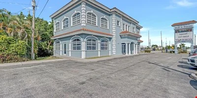 1825 Colonial Blvd - Lee Crossings - Office — Lease in Fort Myers, FL, photo 2 of 8