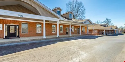 Turnkey Medical & Professional Office | 2,498 SF — Lease in Chattanooga, TN, photo 3 of 8
