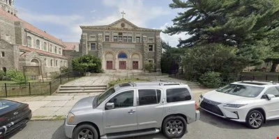 6213-35 CEDAR AVENUE — Lease in Philadelphia, PA, photo 1 of 8