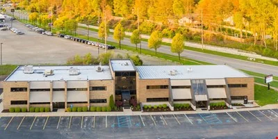 Riverbend Office Center — Lease in Brighton, MI, photo 1 of 8