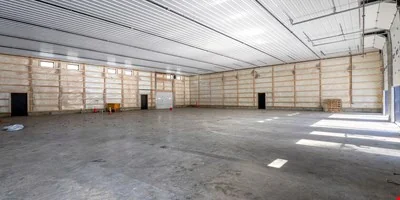 32 London Ln & Ledge Rd, Seabrook, NH 03874-4328 — Lease in Seabrook, NH, photo 6 of 7