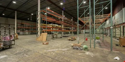 Route 130 Mixed Use — Lease in Edgewater Park, NJ, photo 4 of 8