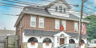 Restaurant For Lease at Norwood MA — Lease in Norwood, MA, photo 2 of 4