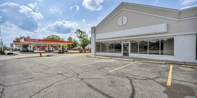5250 & 5222 Northfield Rd — Lease in Maple Heights, OH, photo 4 of 8