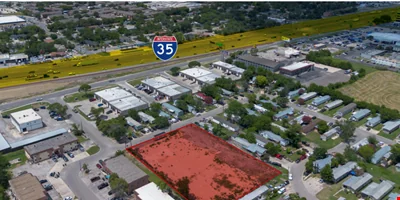943 King Arthur — Lease in New Braunfels, TX, photo 1 of 8