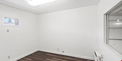 Multiple Units Available Lt. Industrial — Lease in Grants Pass, OR, photo 7 of 8