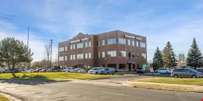 13601 80th Circle North — Lease in Maple Grove, MN, photo 4 of 7