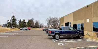 9210 Wyoming Avenue — Lease in Brooklyn Park, MN, photo 2 of 8