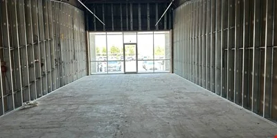 Livingston Square Retail Plaza — Lease in Denham Springs, LA, photo 3 of 8