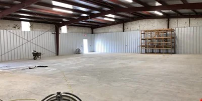 6000 SF With Load Dock — Lease in Baton Rouge, LA, photo 4 of 7